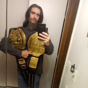 Meet your Posher, Roy